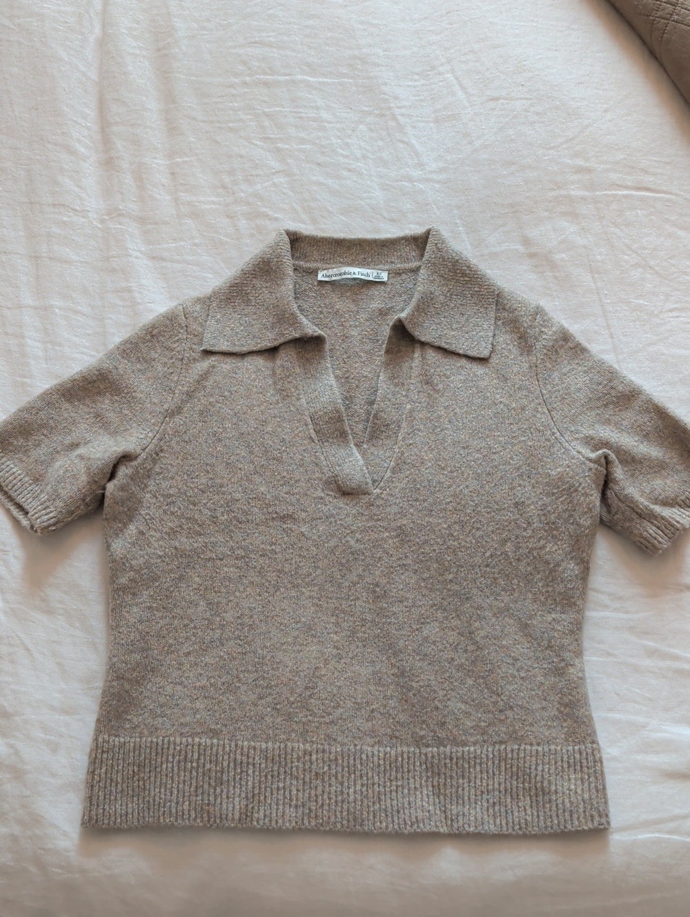Abercrombie & Fitch Women's Notch-Neck Sweater Tee XS